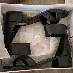 Steve Madden Figo heels